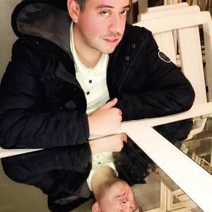 Meet your Posher, Alvaro